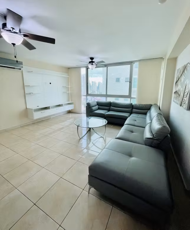 Imagen 11 de Apartamento amoblado en alquiler cerca del Parque Omar