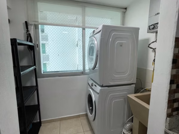 Imagen 12 de Apartamento amoblado en alquiler cerca del Parque Omar