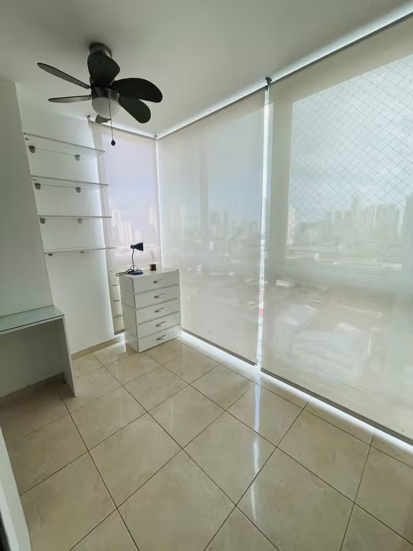 Imagen 15 de Apartamento amoblado en alquiler cerca del Parque Omar