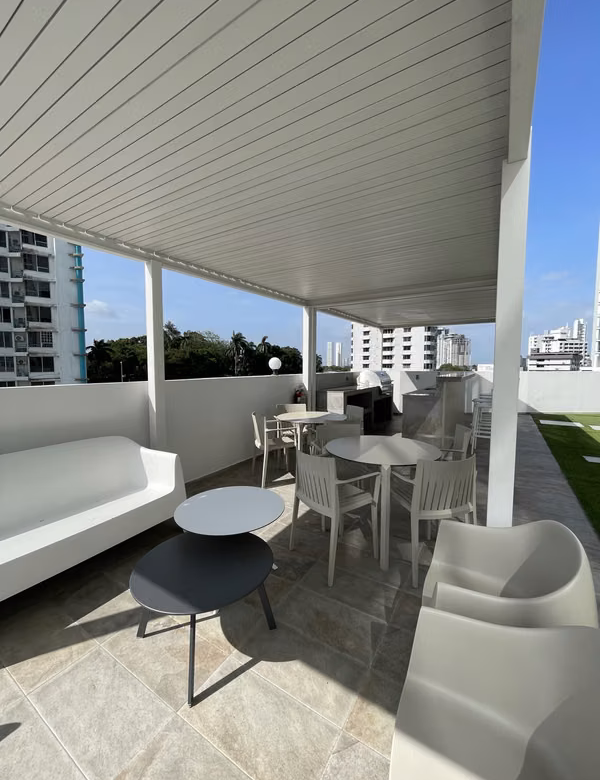 Imagen 16 de Apartamento amoblado en alquiler cerca del Parque Omar